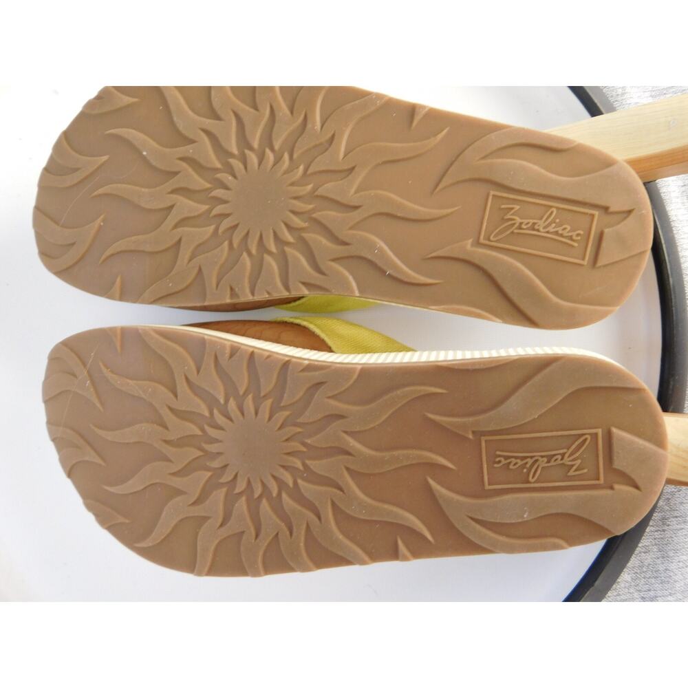 Zodiac Flip Flops Sandals Yellow & White Women's Size 7.5 "Sunny" - Picture 6 of 9